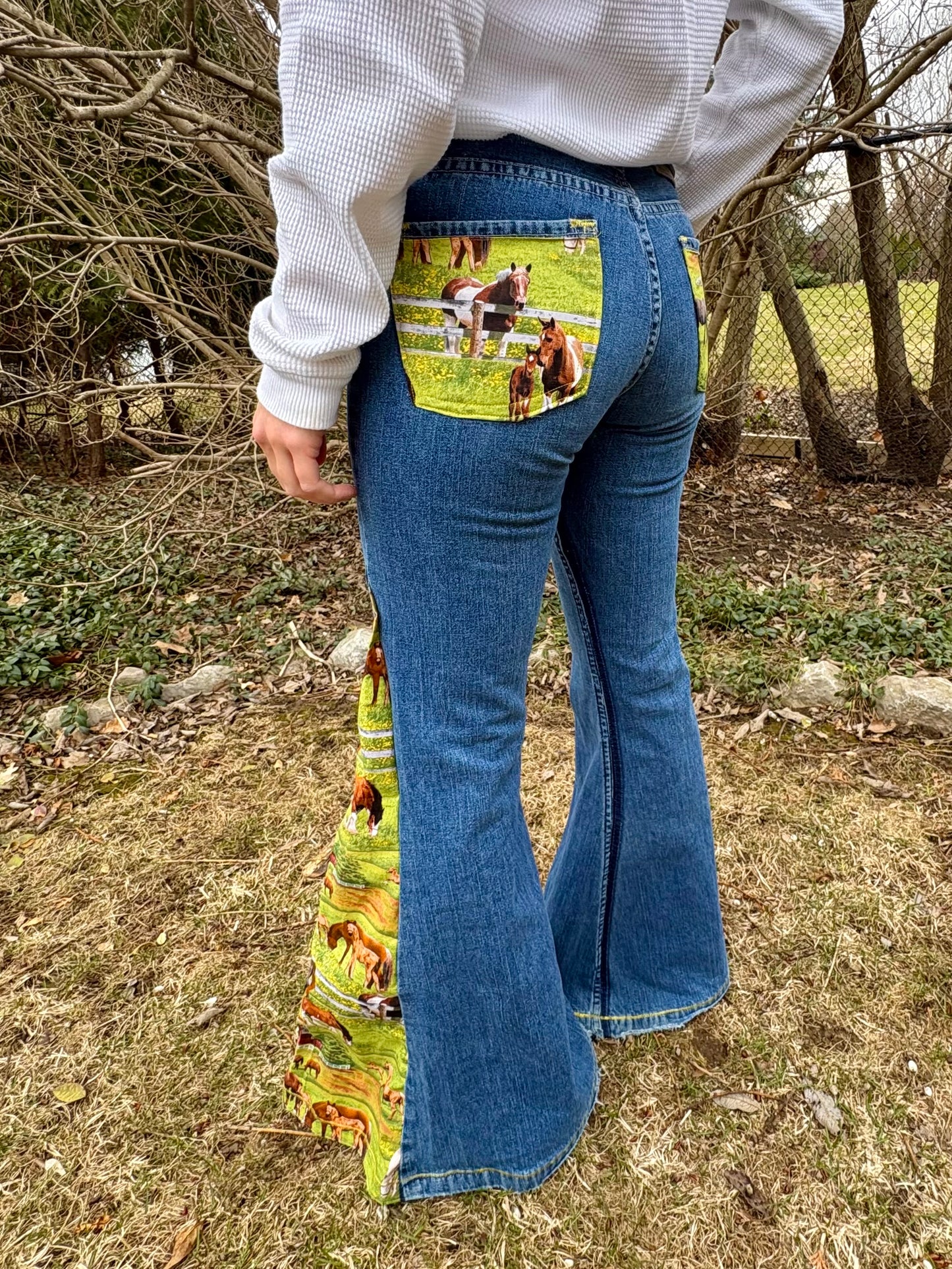 HORSE BELLBOTTOM JEANS