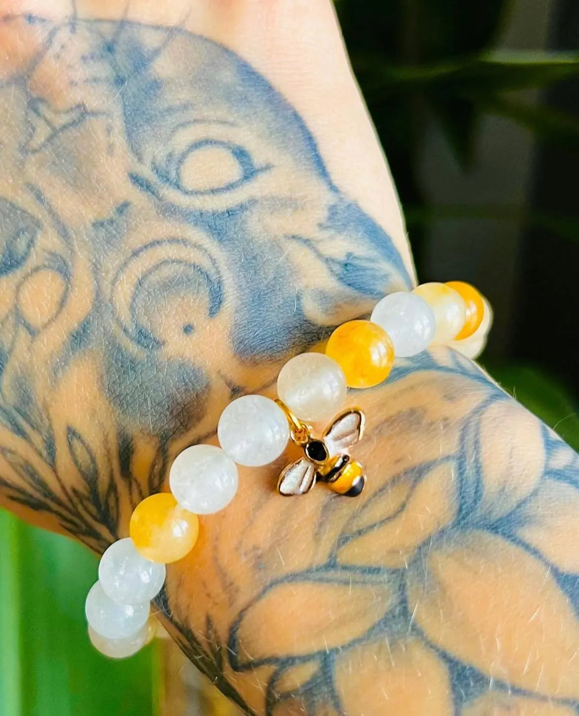 BEE BRACELET | DONATION ITEM + FREE GIFT
